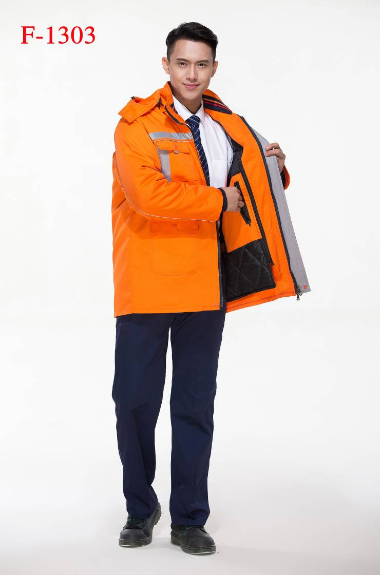 中國服裝行業(yè)工作服定做發(fā)展現(xiàn)狀及發(fā)展趨勢(shì)分析